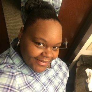 Meet your Posher, Jacqueline